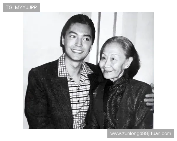 尊龙开始人生就是博:从零到巅峰的奋斗历程与经验分享 尊龙开始人生就是博:从零到巅峰的奋斗历程与经验分享